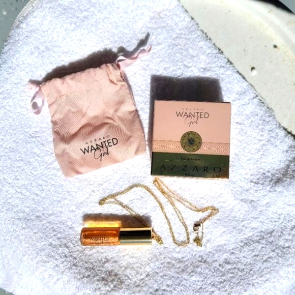 Wanted Girl fragrance necklace with 1oz rollon and pouch New - Picture 2 of 2